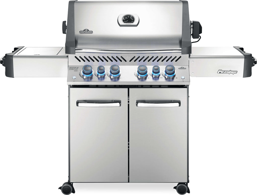 front view of the stainless steel variant of the prestige 500 RSIB gas grills.