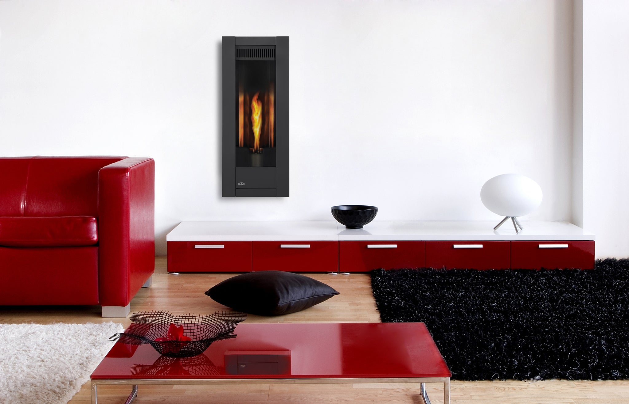 torch-GT8-livingroom-black-